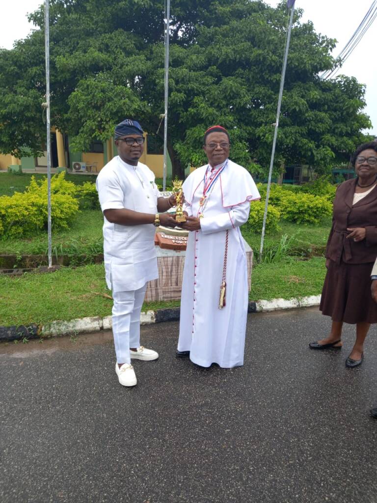 Obeka Simon VC, Wesley University Ondo, Rt. Rev. Prof. Obeka emerges Nigeria’s Most ...