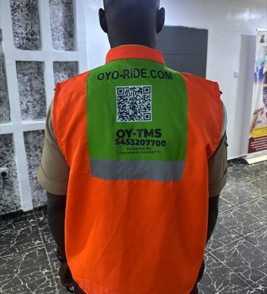 Motorcycle Without Rider Commercial Oyo Govt to bar Commercial motorcycle riders without QR code jackets ...